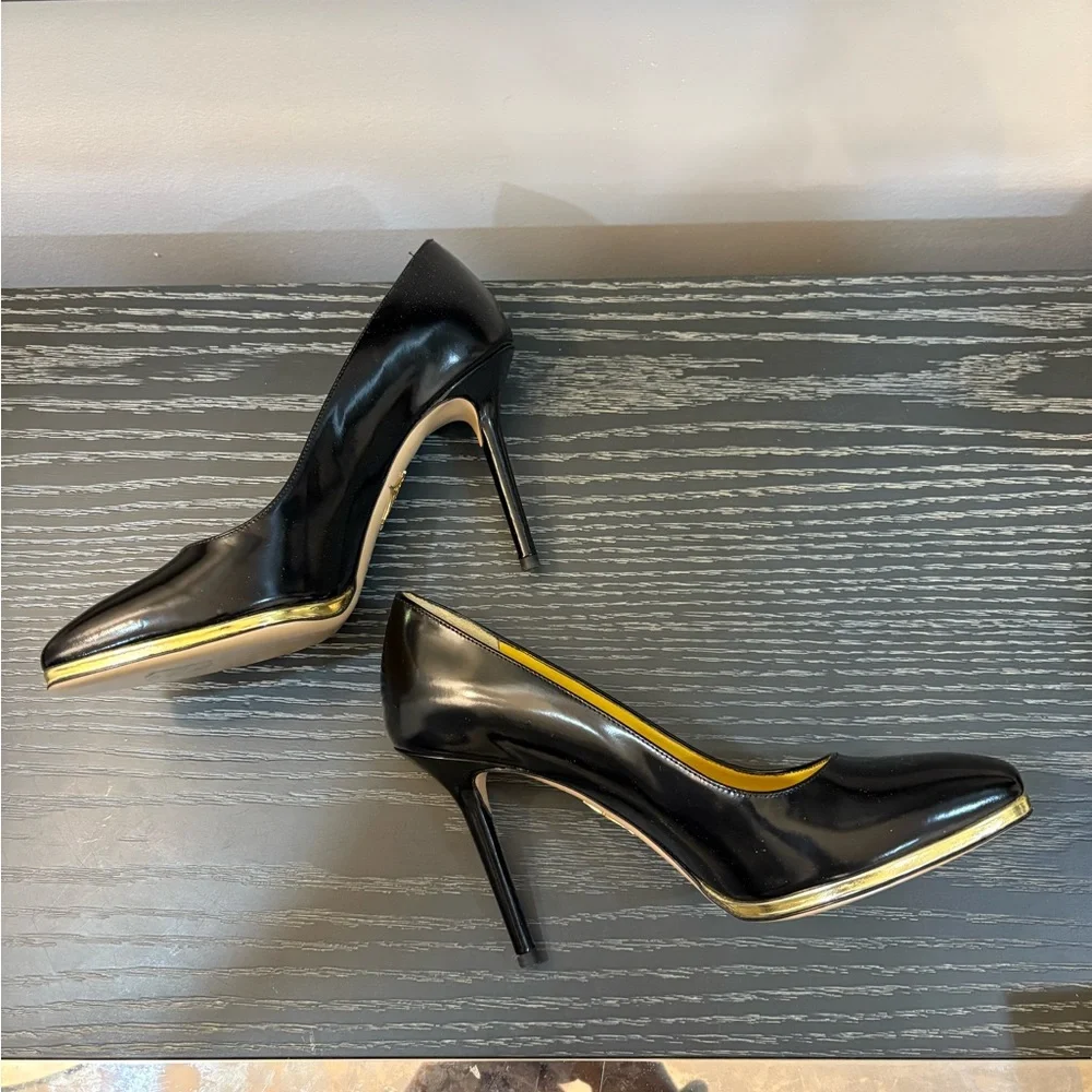 Charlotte Olympia Black Heels with Yellow Insole - Picture 3 of 5